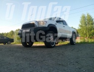   Toyota Tundra -  