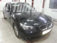   BMW 5ER 525 -  