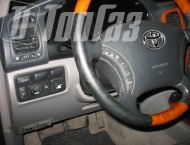   Toyota Land Cruiser 100  -      