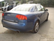   Audi A4 -   