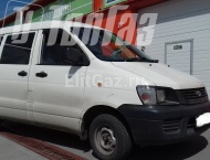    Toyota Town Ace -  