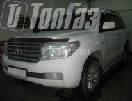   Toyota Land Cruiser -  
