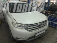 ��� �� Toyota Highlander  - 
